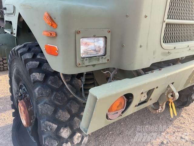 Oshkosh MK25 Skříňová nástavba
