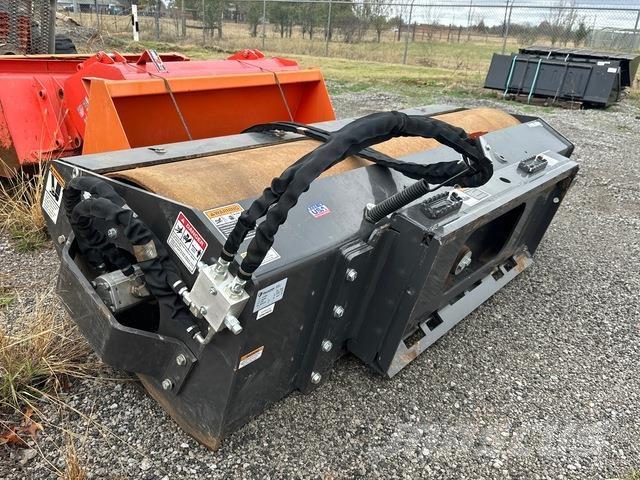 PALADIN VR84 Vlečné vibrační válce