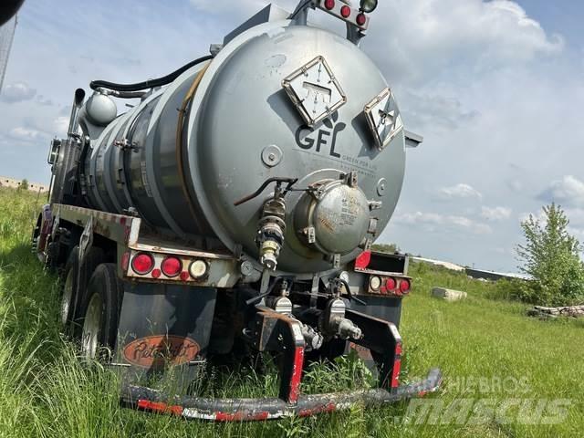Peterbilt  Kombinované/Čerpací cisterny