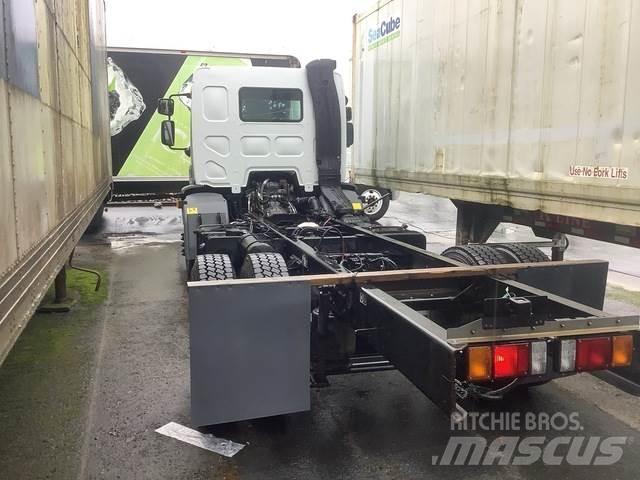 Peterbilt 220 Kabiny a interiér