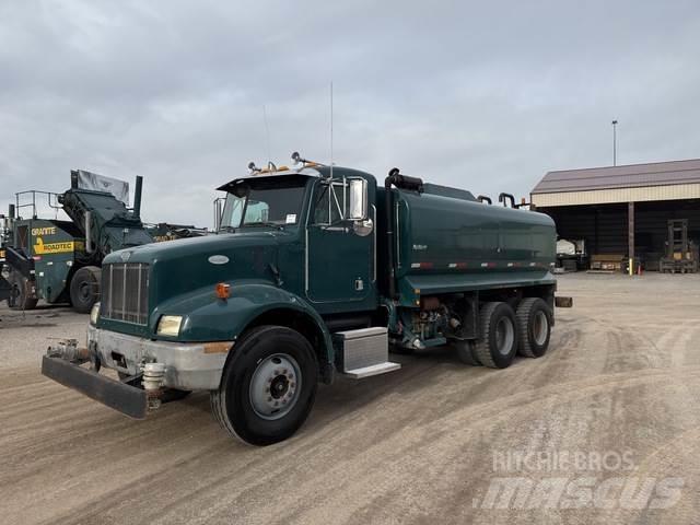 Peterbilt 330 Cisterny na vodu