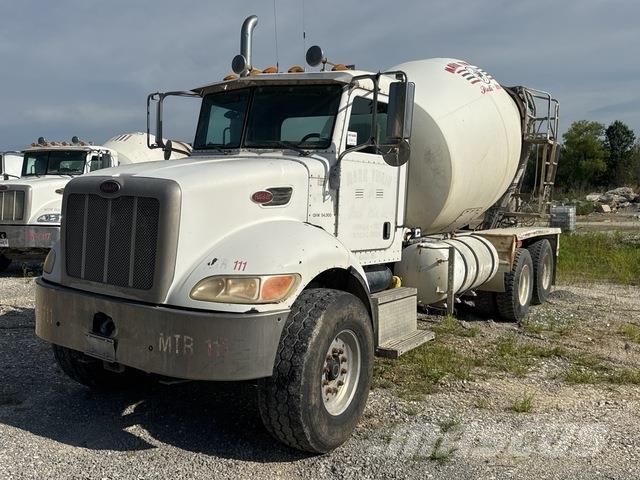 Peterbilt 335 Další