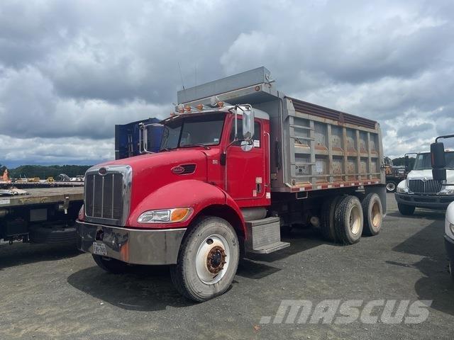 Peterbilt 335 Sklápěče