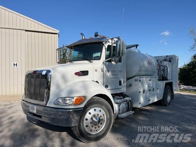 Peterbilt 337 Cisternové vozy