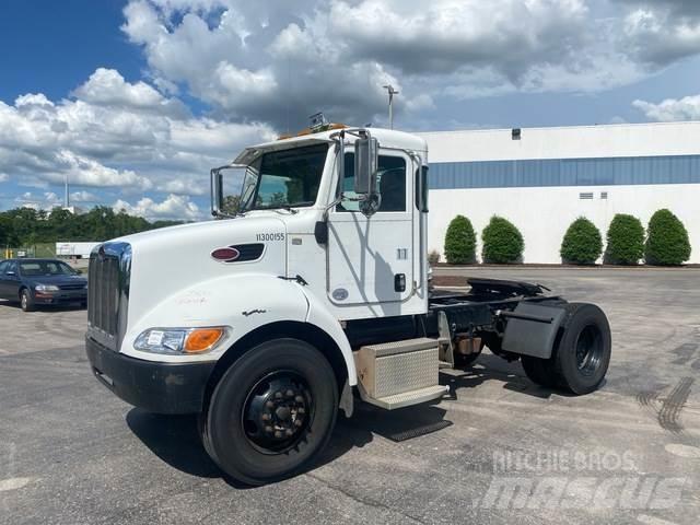 Peterbilt 337 Tahače