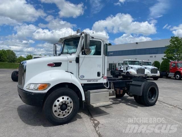 Peterbilt 337 Tahače