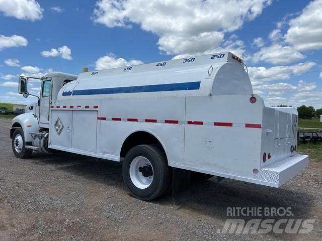 Peterbilt 337 Cisternové vozy