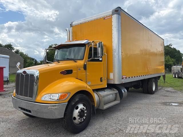 Peterbilt 337 Skříňová nástavba