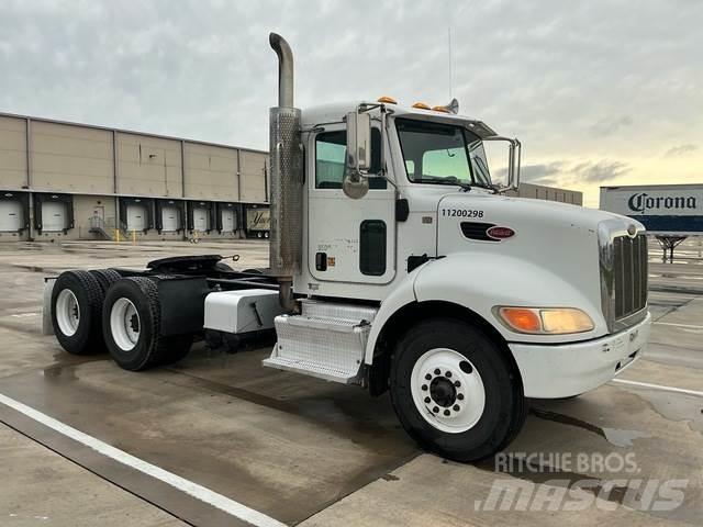 Peterbilt 348 Tahače