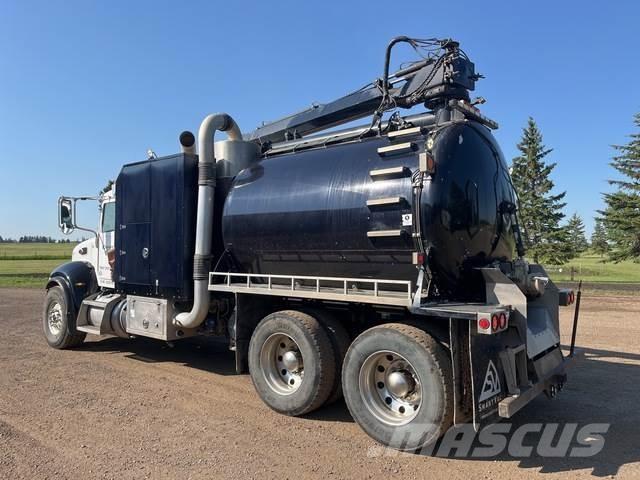 Peterbilt 348 Pásová rýpadla