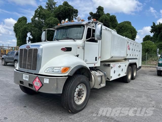 Peterbilt 348 Cisternové vozy