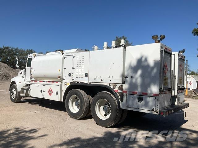 Peterbilt 348 Cisternové vozy