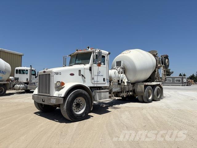 Peterbilt 357 Další