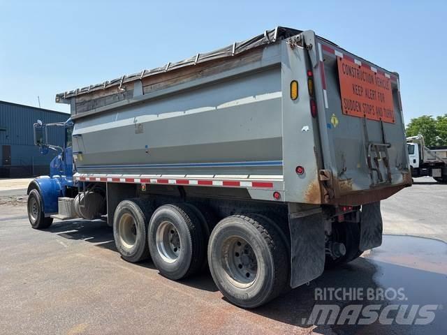 Peterbilt 357 Sklápěče