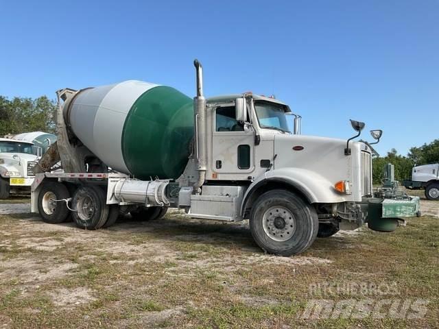 Peterbilt 365 Další