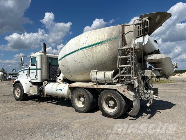Peterbilt 365 Další