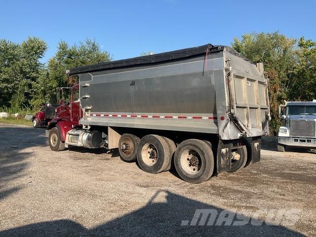 Peterbilt 365 Sklápěče