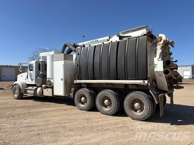 Peterbilt 367 Pásová rýpadla