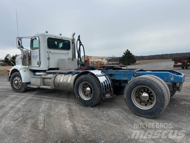 Peterbilt 367 Tahače