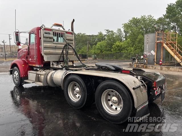 Peterbilt 367 Tahače