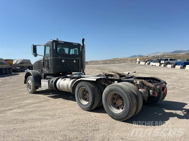 Peterbilt 367 Tahače
