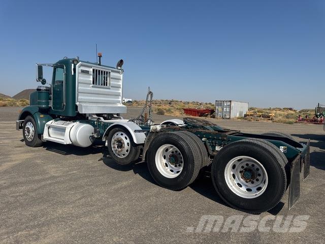 Peterbilt 367 Tahače