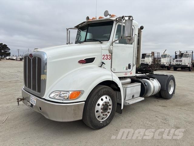Peterbilt 384 Tahače