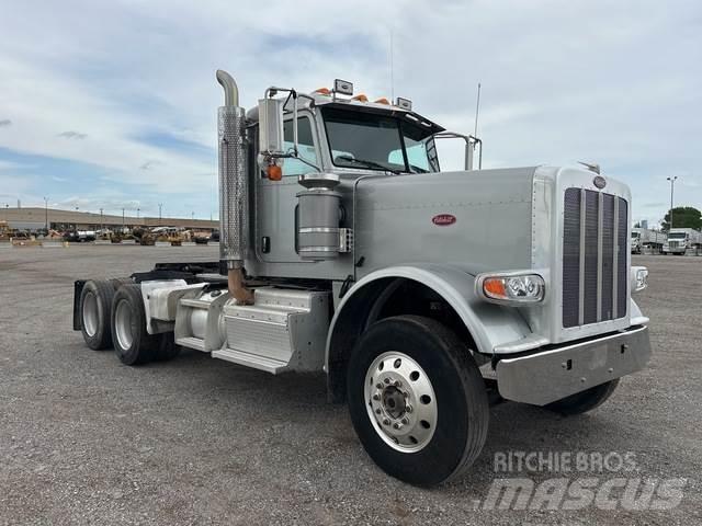 Peterbilt 388 Tahače