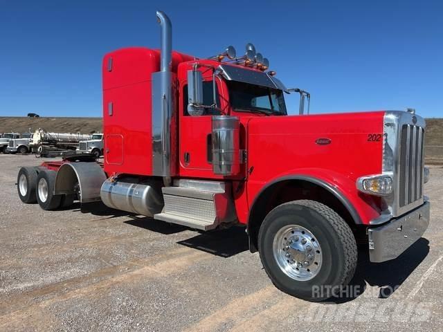 Peterbilt 389 Tahače