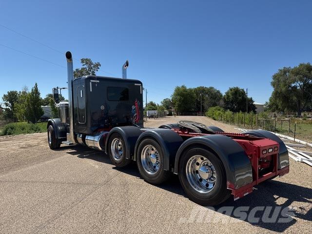 Peterbilt 389 Tahače