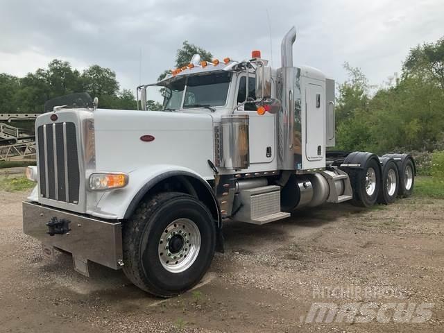 Peterbilt 389 Tahače