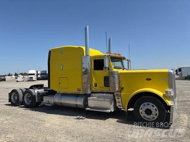 Peterbilt 389 Tahače