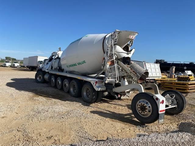 Peterbilt 567 Další