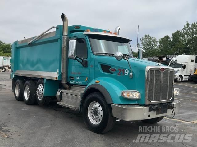 Peterbilt 567 Sklápěče