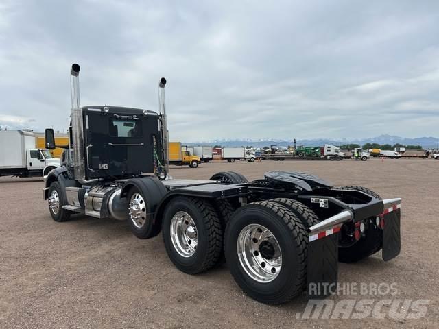 Peterbilt 567 Tahače