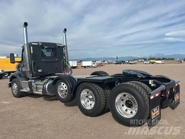 Peterbilt 567 Tahače