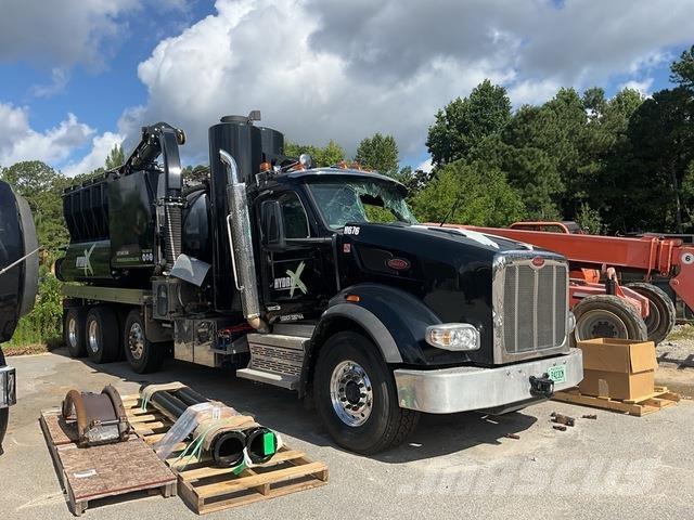 Peterbilt 567 Pásová rýpadla
