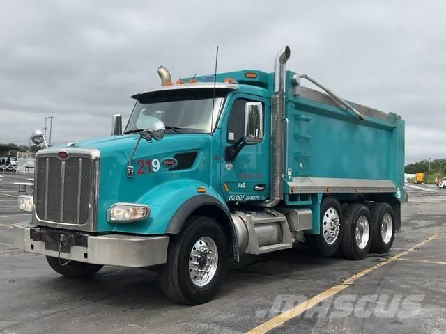 Peterbilt 567 Sklápěče