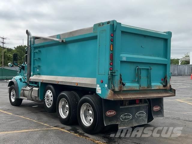 Peterbilt 567 Sklápěče