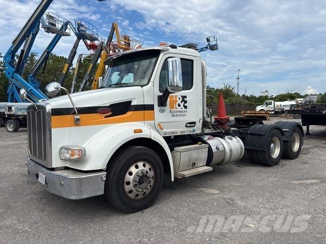 Peterbilt 567 Tahače