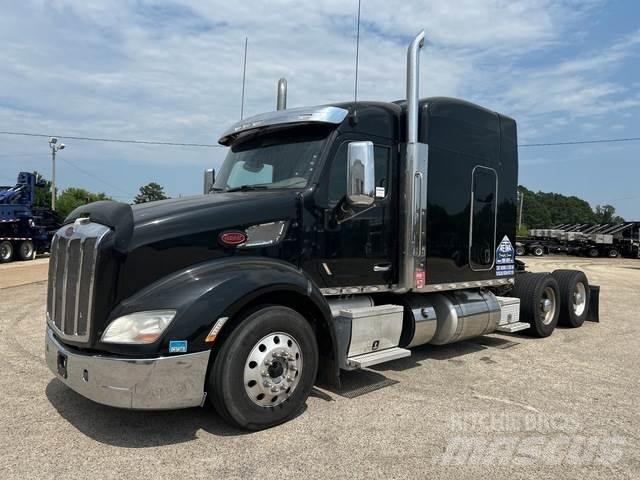 Peterbilt 579 Tahače