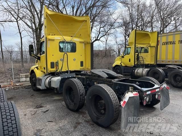 Peterbilt 579 Tahače