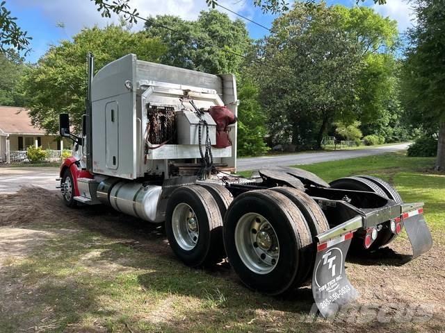 Peterbilt 579 Tahače