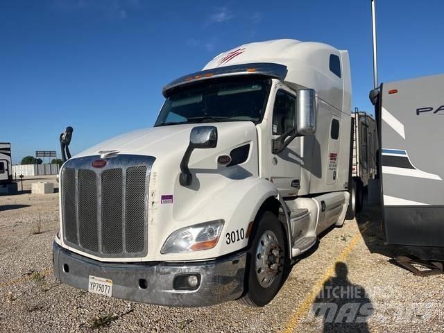 Peterbilt 579 Tahače