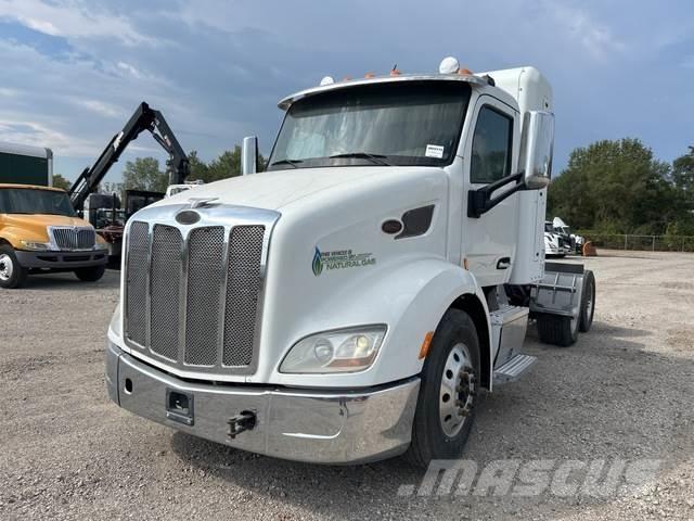 Peterbilt 579 Tahače