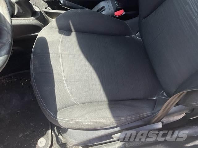 Peugeot 208 Osobní vozy