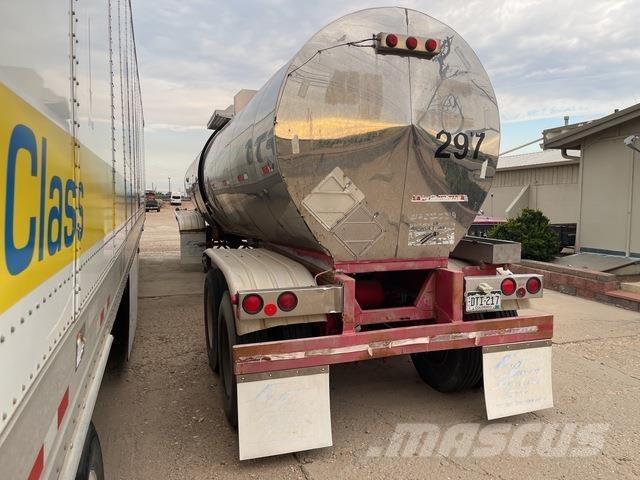 Polar  Cisternové přívěsy