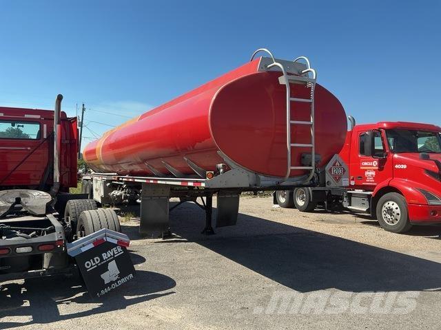 Polar  Cisternové přívěsy