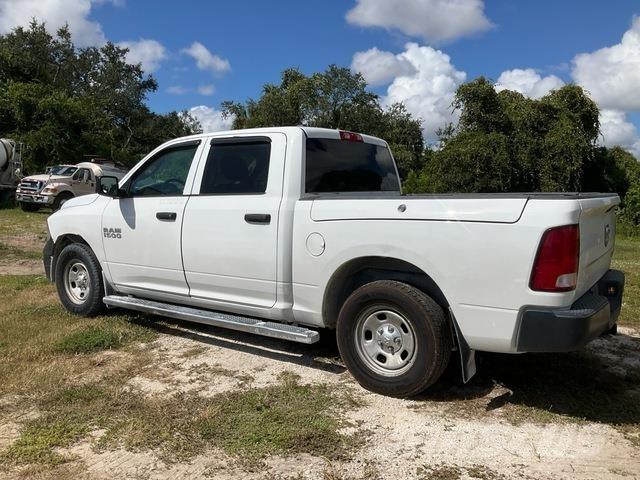 RAM 1500 Pick up/Valník