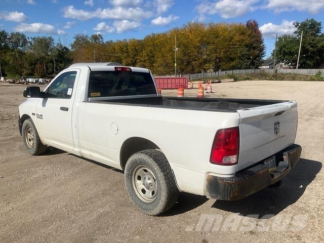 RAM 1500 Pick up/Valník